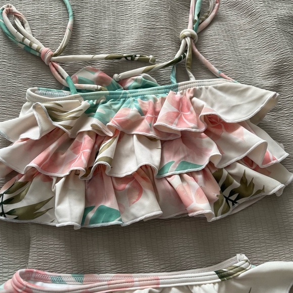 Infamous swimsuit girls size 4 - Picture 5 of 6